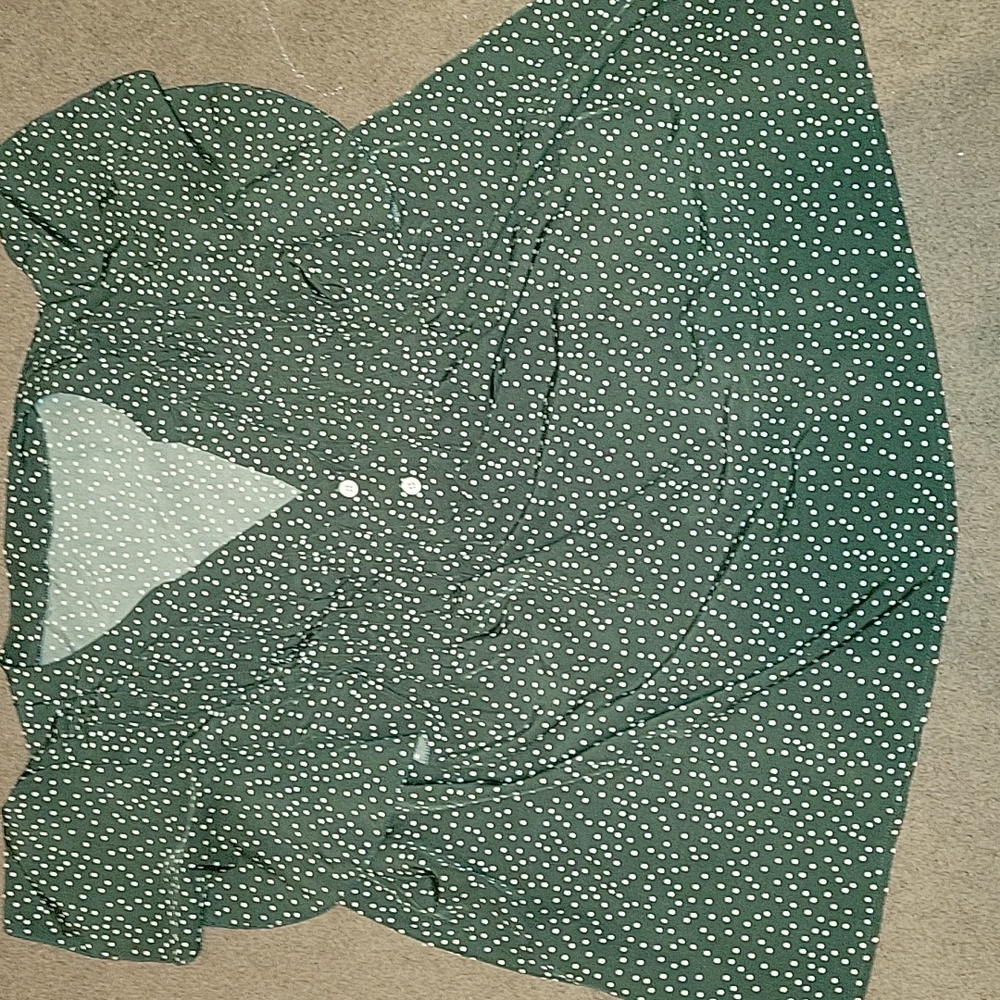 SHEIN Emerald Green Polka Dot V-Neck Flutter Sleeve Blouse